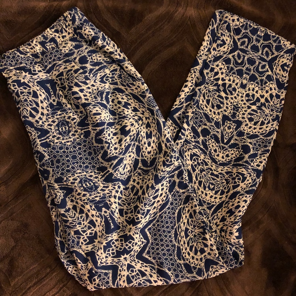 Very sexy high waist boho style pants.